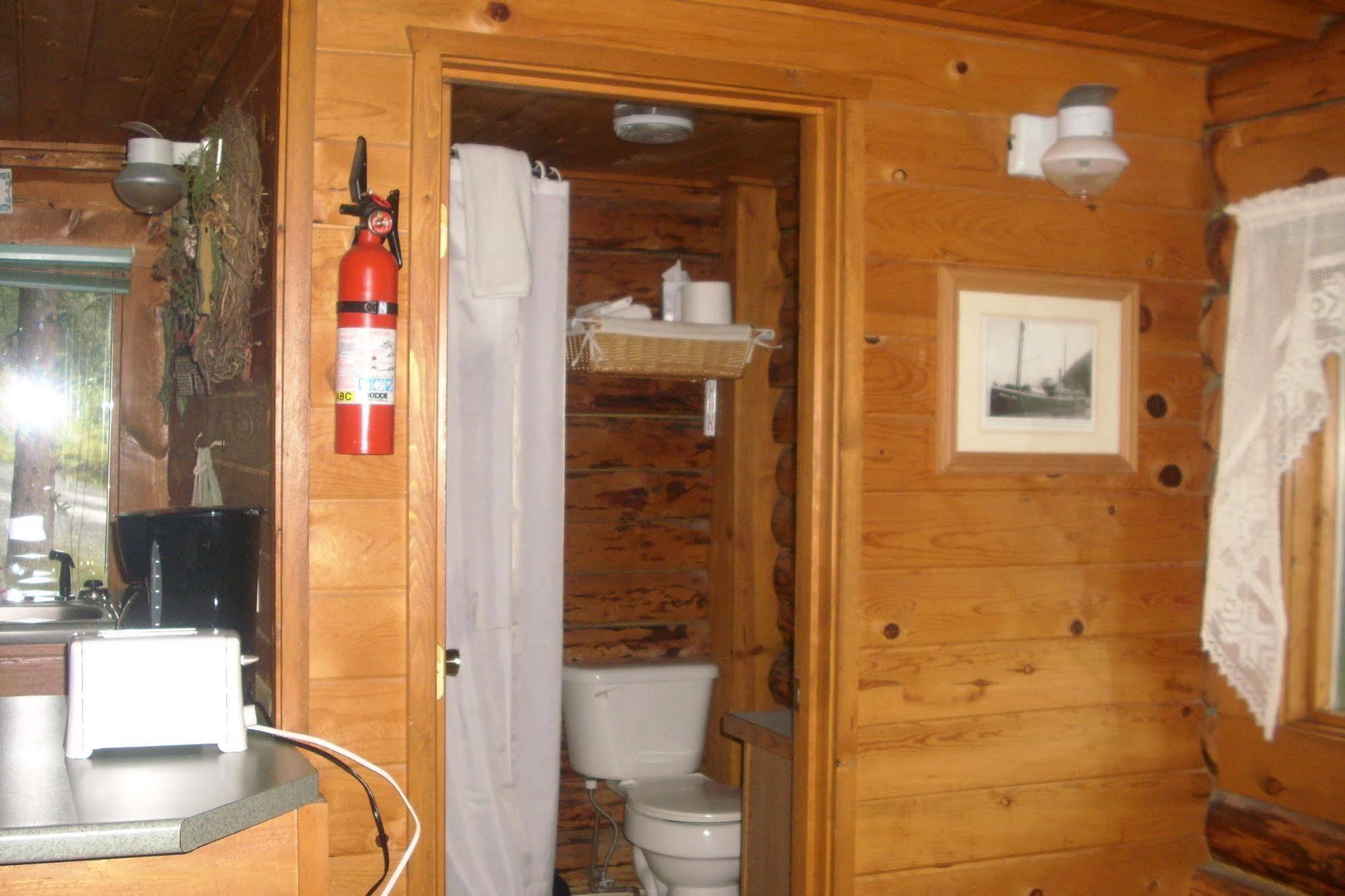 Box Canyon Cabins Seward Eksteriør billede