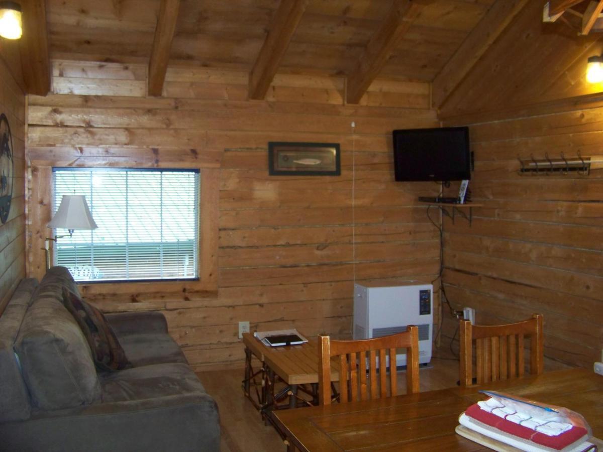 Box Canyon Cabins Seward Eksteriør billede